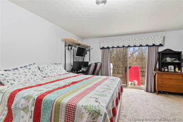 1421 Cherokee Court, Madison, IN 47250