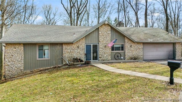 1421 Cherokee Court, Madison, IN 47250