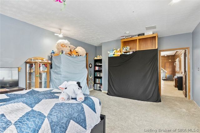 1421 Cherokee Court, Madison, IN 47250