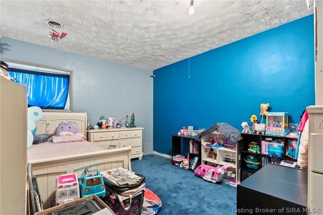 1421 Cherokee Court, Madison, IN 47250