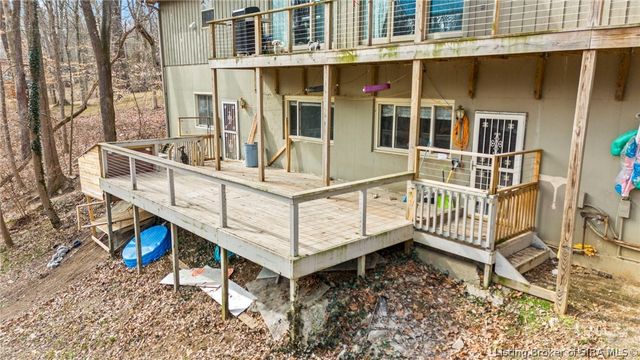 1421 Cherokee Court, Madison, IN 47250