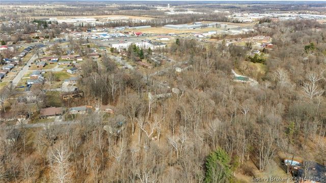 1421 Cherokee Court, Madison, IN 47250