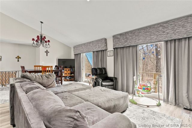 1421 Cherokee Court, Madison, IN 47250