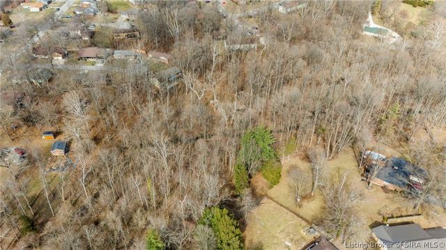 1421 Cherokee Court, Madison, IN 47250