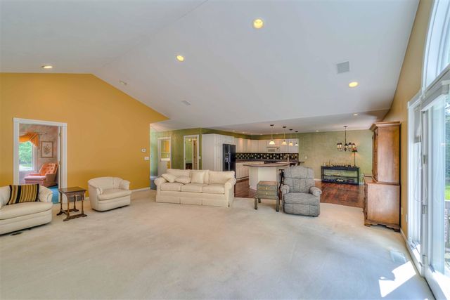 3664 W Primilia Lane, Jackson, MI 49201