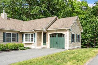 25 Flagstone Way # 25, Windham, NH 03087