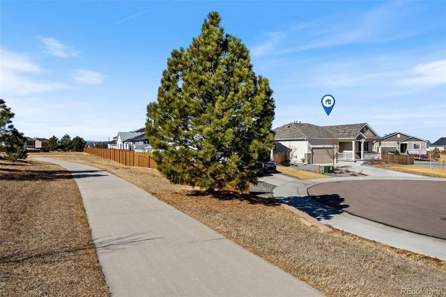 405 Vista Cliff Court, Castle Rock, CO 80104