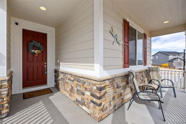 405 Vista Cliff Court, Castle Rock, CO 80104