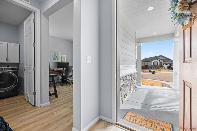 405 Vista Cliff Court, Castle Rock, CO 80104