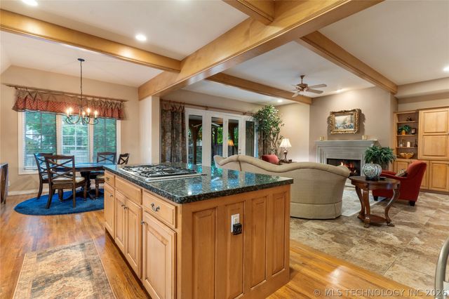 9034 S Maplewood Avenue, Tulsa, OK 74137