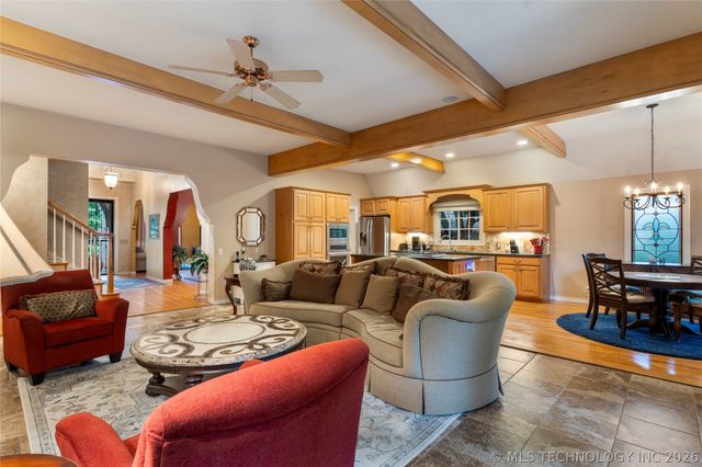 9034 S Maplewood Avenue, Tulsa, OK 74137