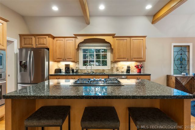 9034 S Maplewood Avenue, Tulsa, OK 74137