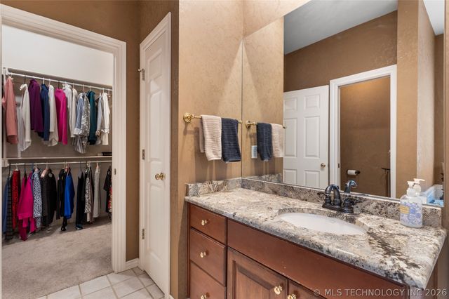 9034 S Maplewood Avenue, Tulsa, OK 74137