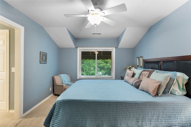 9034 S Maplewood Avenue, Tulsa, OK 74137