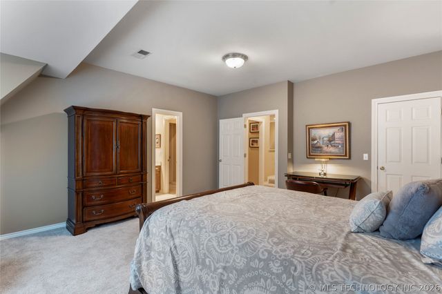 9034 S Maplewood Avenue, Tulsa, OK 74137