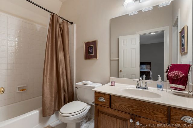 9034 S Maplewood Avenue, Tulsa, OK 74137