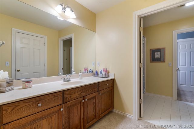 9034 S Maplewood Avenue, Tulsa, OK 74137