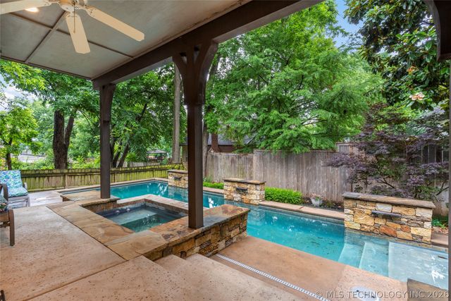 9034 S Maplewood Avenue, Tulsa, OK 74137