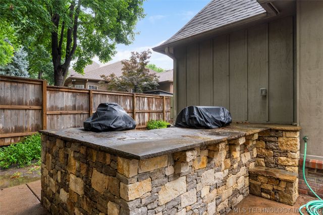 9034 S Maplewood Avenue, Tulsa, OK 74137