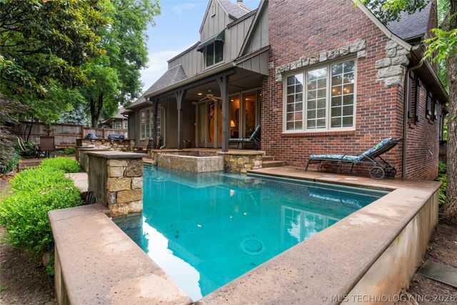 9034 S Maplewood Avenue, Tulsa, OK 74137