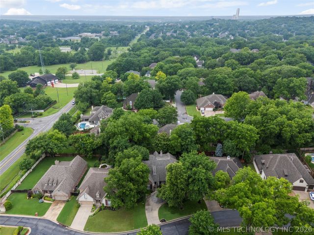 9034 S Maplewood Avenue, Tulsa, OK 74137