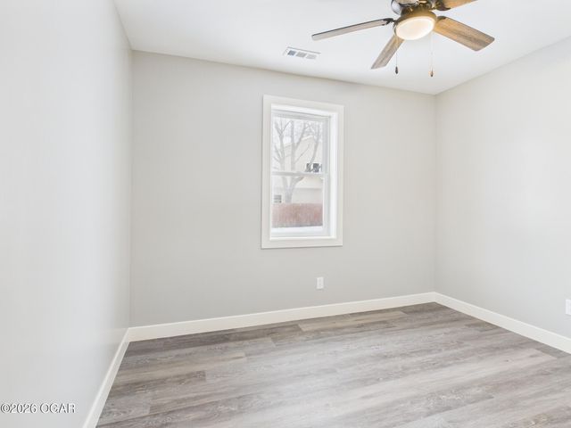 1115 Mineral Street, Webb City, MO 64870