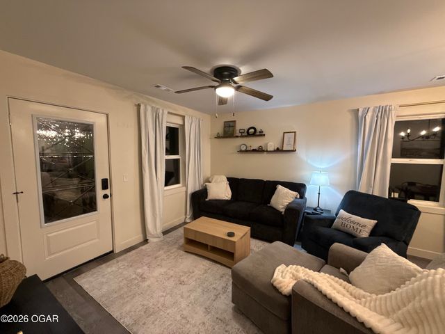 1115 Mineral Street, Webb City, MO 64870