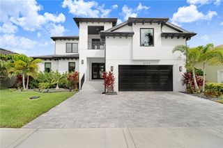 6104 LAGOMAR LANE, Apollo Beach, FL 33572