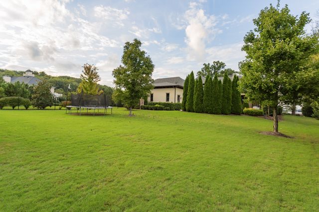 698 Brass Lantern Pl, Brentwood, TN 37027