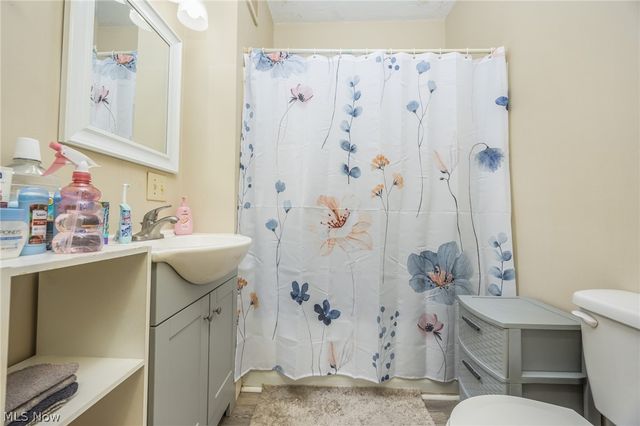 207 Kenwood Street, Marietta, OH 45750