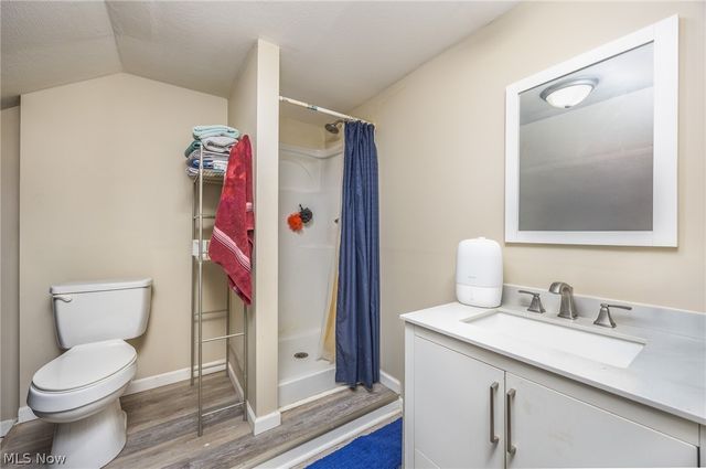 207 Kenwood Street, Marietta, OH 45750