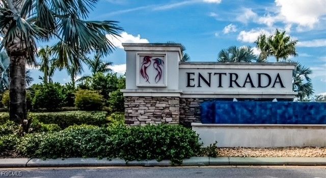 2613 Manzilla LN, Cape Coral, FL 33909