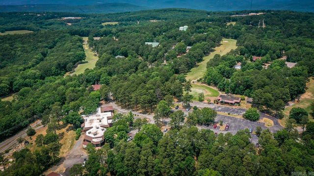000 The Greens Drive, Fairfield Bay, AR 72088