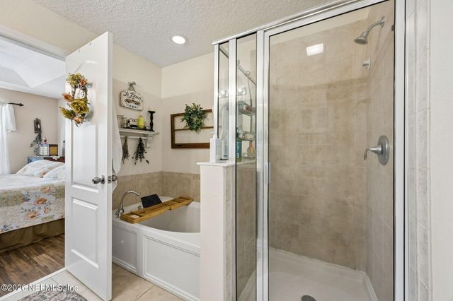 4220 PLANTATION OAKS Boulevard 1413, Orange Park, FL 32065