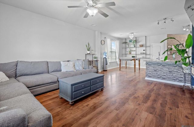10705 Dodger Dr, Denham Springs, LA 70726