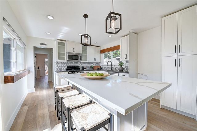 4805 E Tanglewood, Anaheim, CA 92807