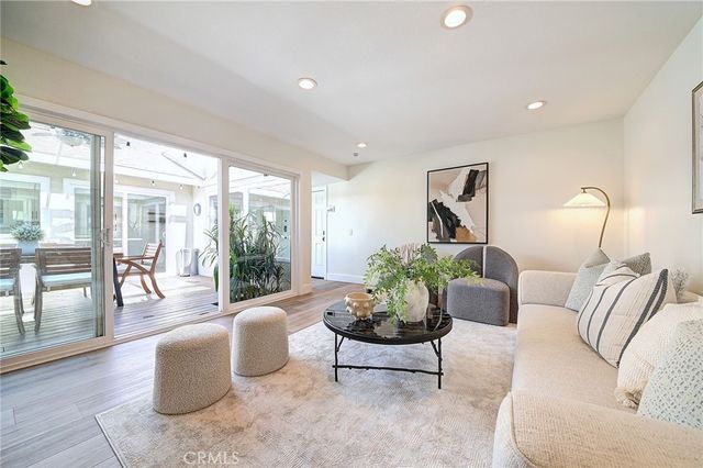 4805 E Tanglewood, Anaheim, CA 92807