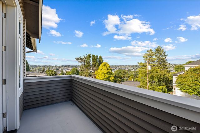 4047 Willams Avenue W, Seattle, WA 98199