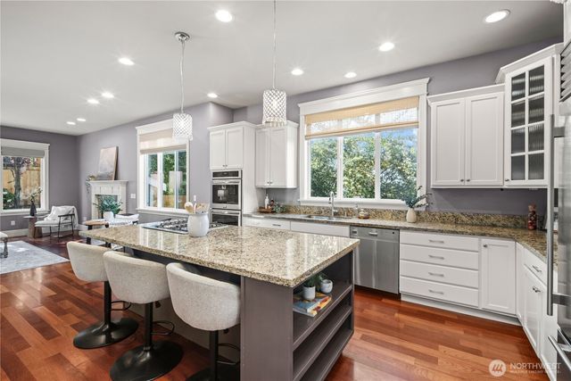 4047 Willams Avenue W, Seattle, WA 98199