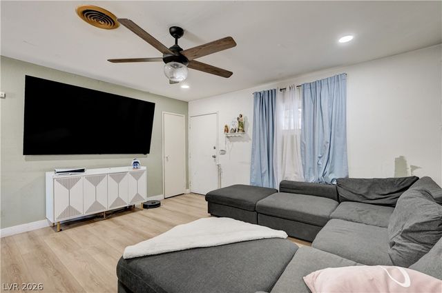 2124 Kenneth Road, North Las Vegas, NV 89030