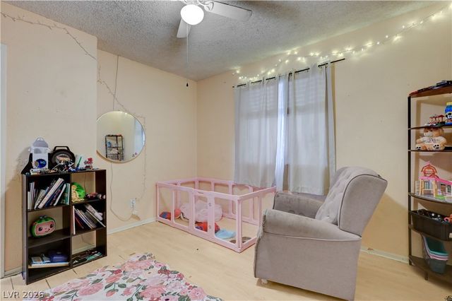 2124 Kenneth Road, North Las Vegas, NV 89030