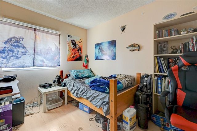 2124 Kenneth Road, North Las Vegas, NV 89030