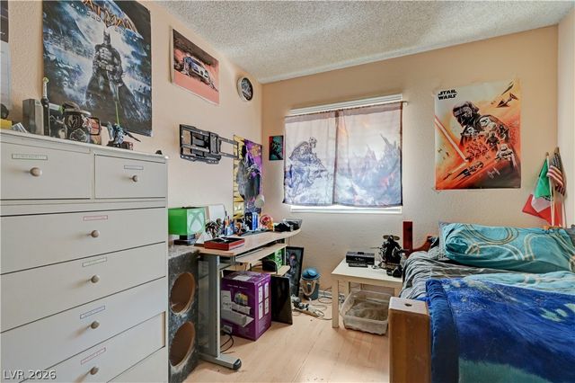 2124 Kenneth Road, North Las Vegas, NV 89030