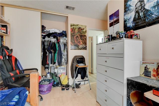 2124 Kenneth Road, North Las Vegas, NV 89030
