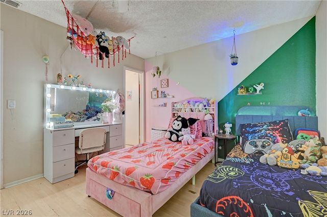 2124 Kenneth Road, North Las Vegas, NV 89030