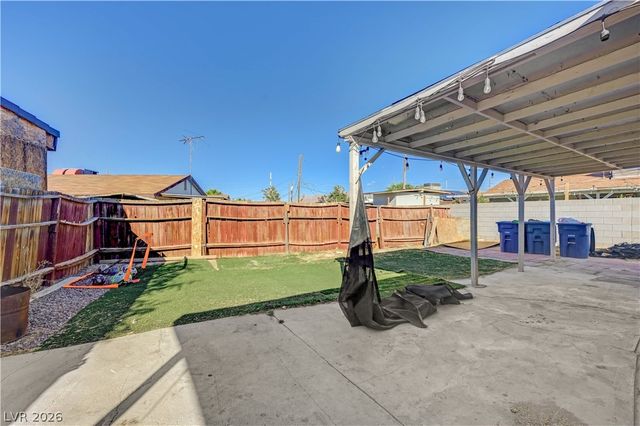 2124 Kenneth Road, North Las Vegas, NV 89030