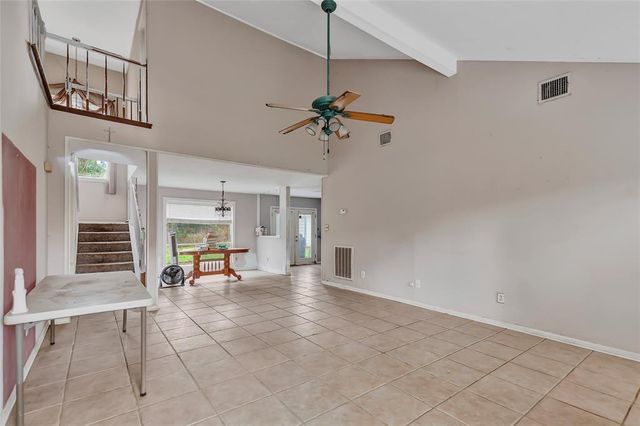 906 N Chamfer Way, Crosby, TX 77532