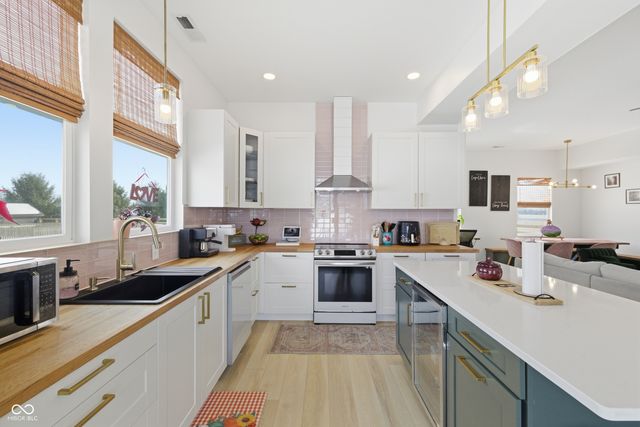 6564 N Michigan Road, Fairland, IN 46126