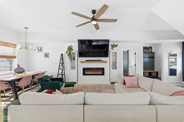 6564 N Michigan Road, Fairland, IN 46126