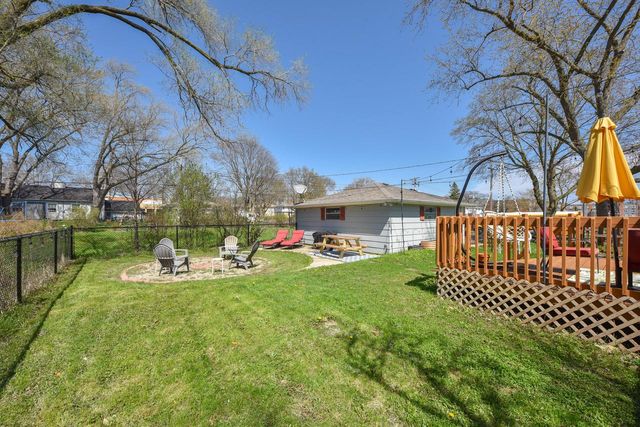 3200 Birchwood AVENUE, Milwaukee, WI 53221